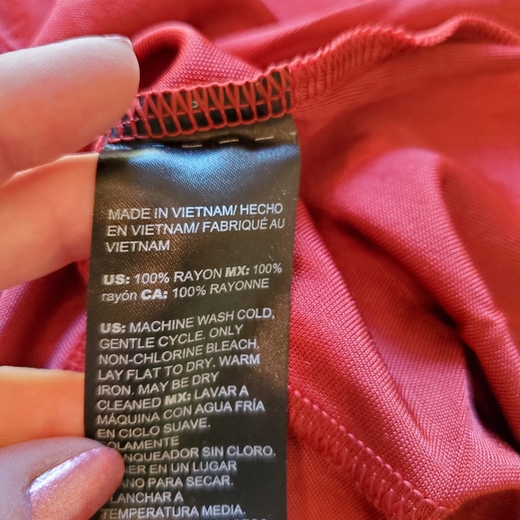 WHBM top NWT - Picture 4 of 8